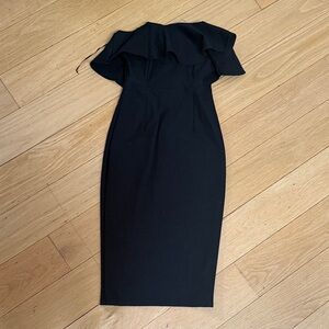 Chic Black One-Shoulder Dress